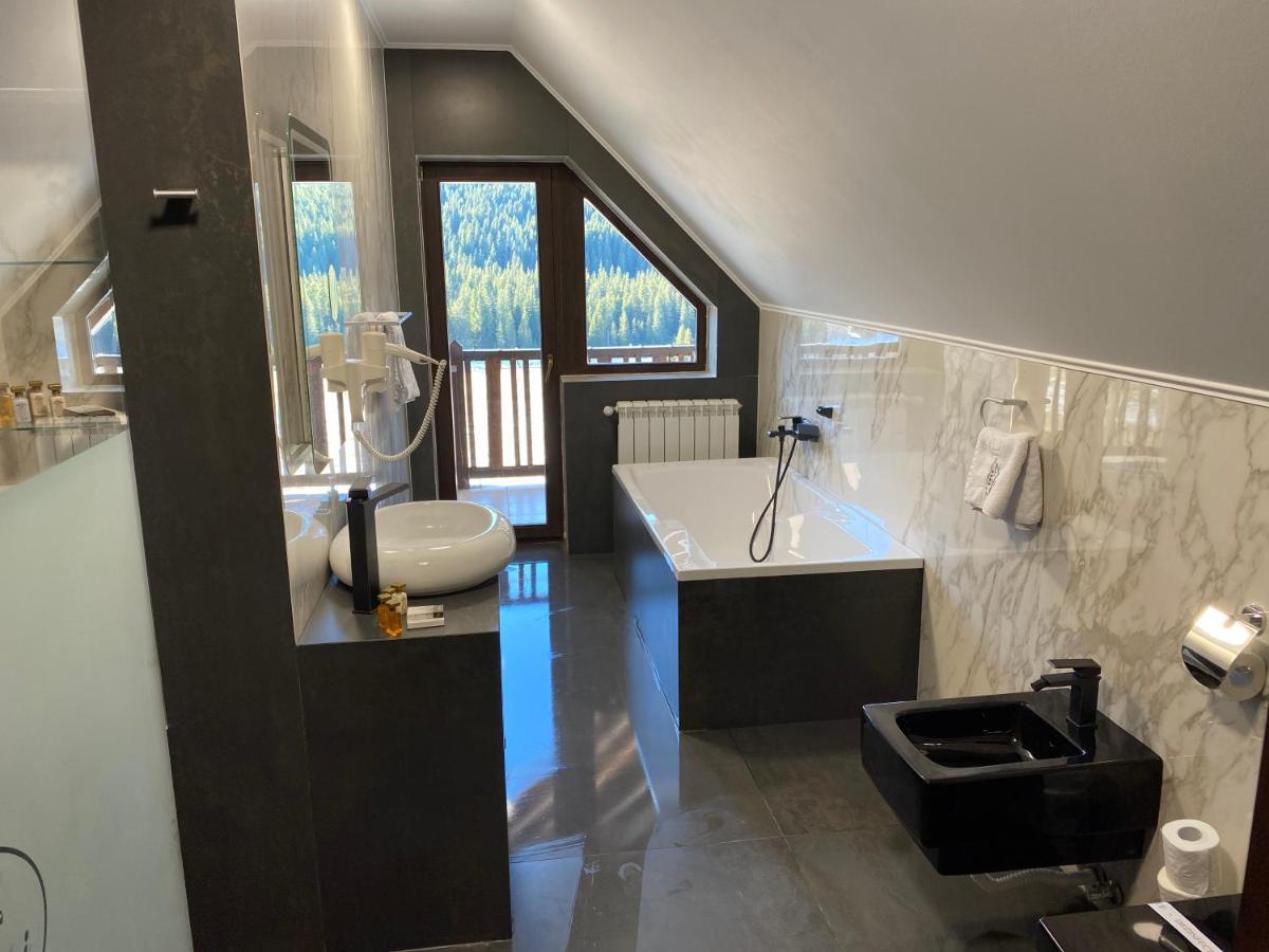 Hotel Poarta Raiului Tău Bistra Exteriér fotografie