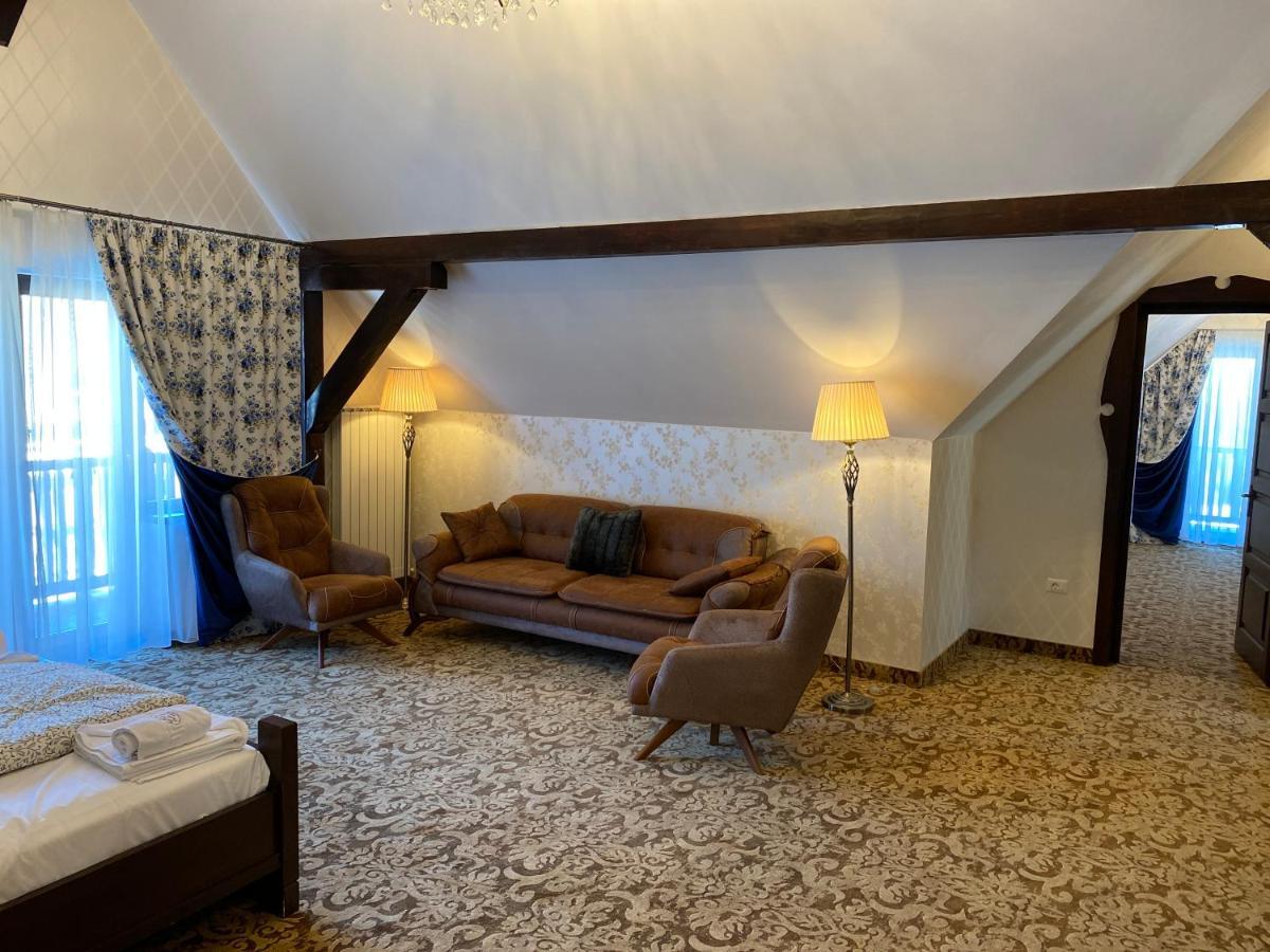 Hotel Poarta Raiului Tău Bistra Exteriér fotografie